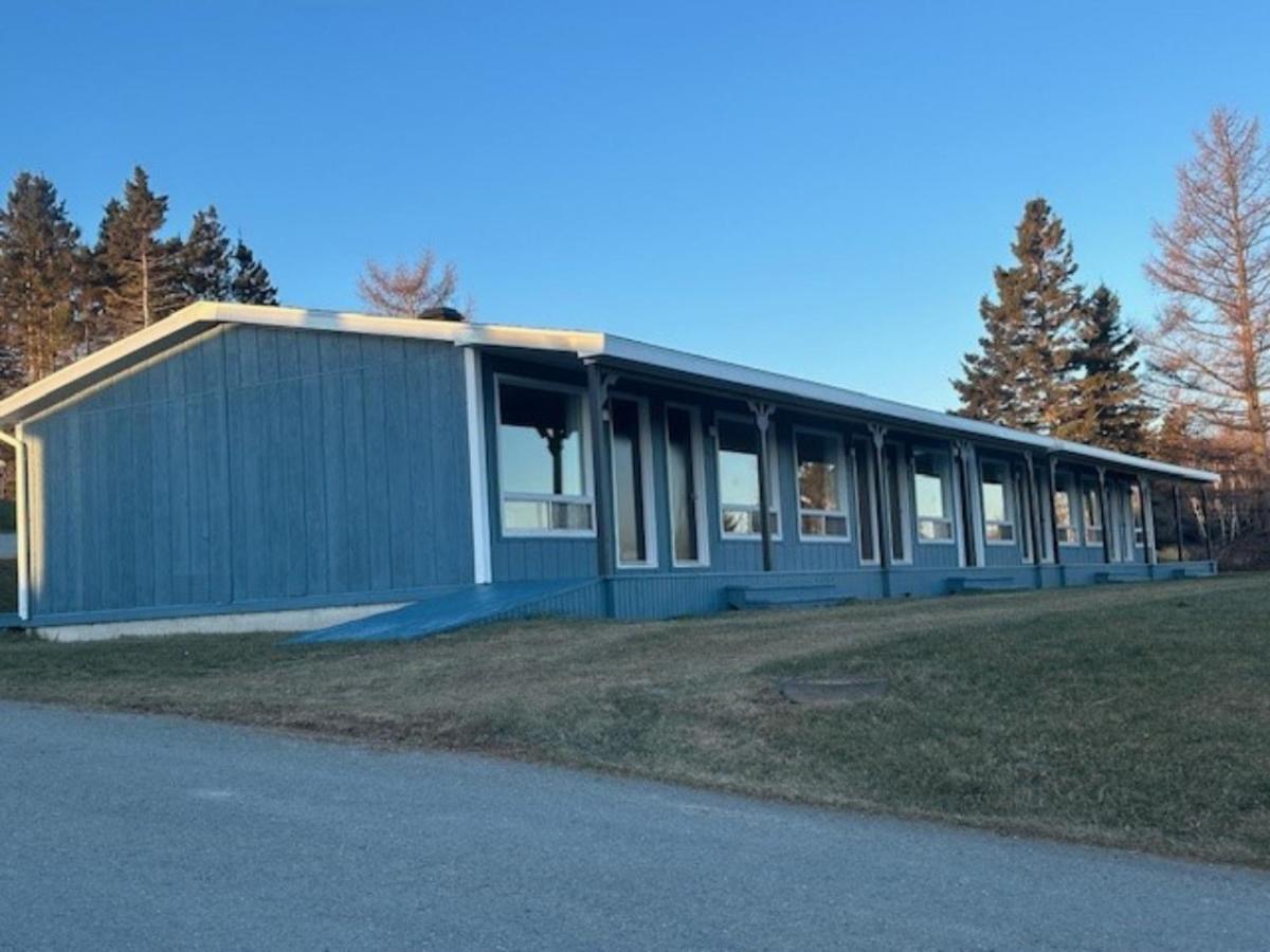 Hebergement Fort Prevel Saint Georges De Malbaie Exterior photo