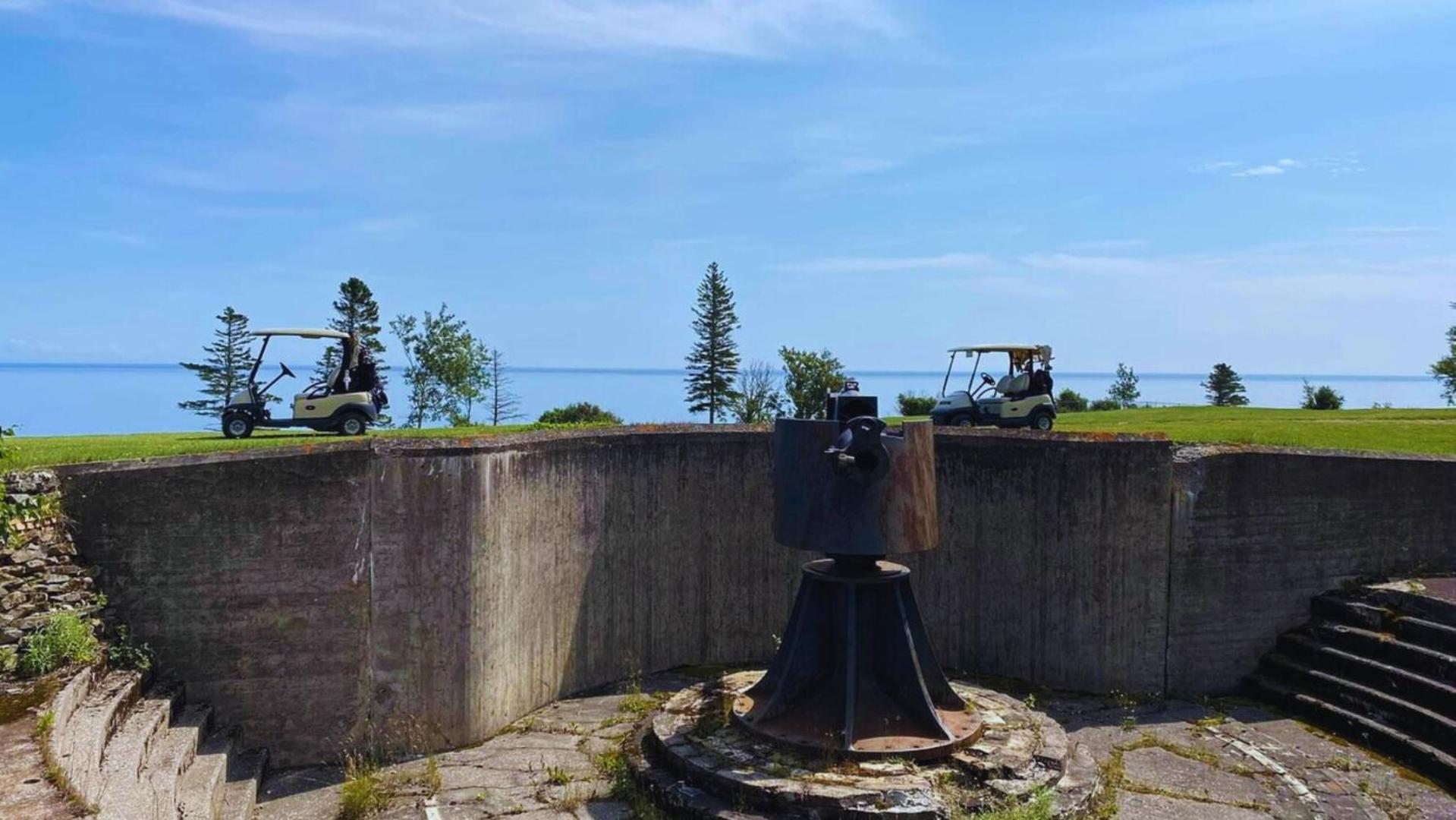 Hebergement Fort Prevel Saint Georges De Malbaie Exterior photo