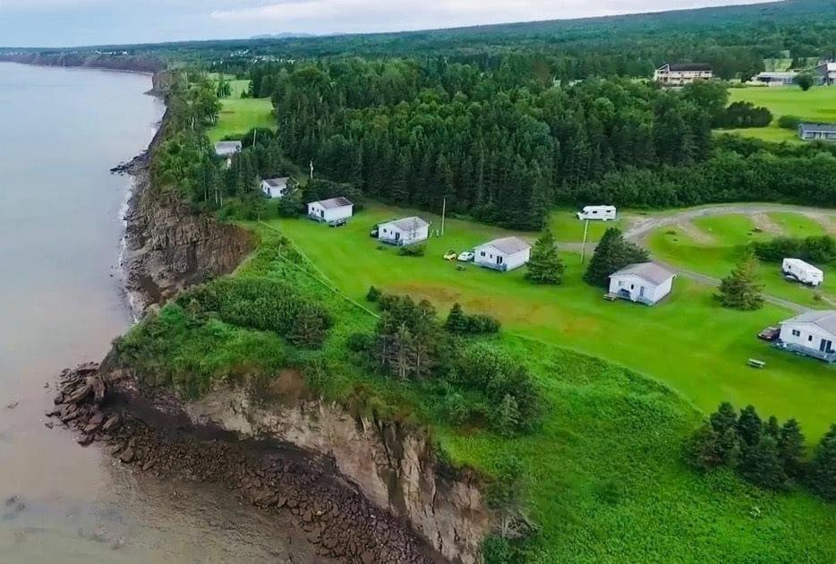 Hebergement Fort Prevel Saint Georges De Malbaie Exterior photo