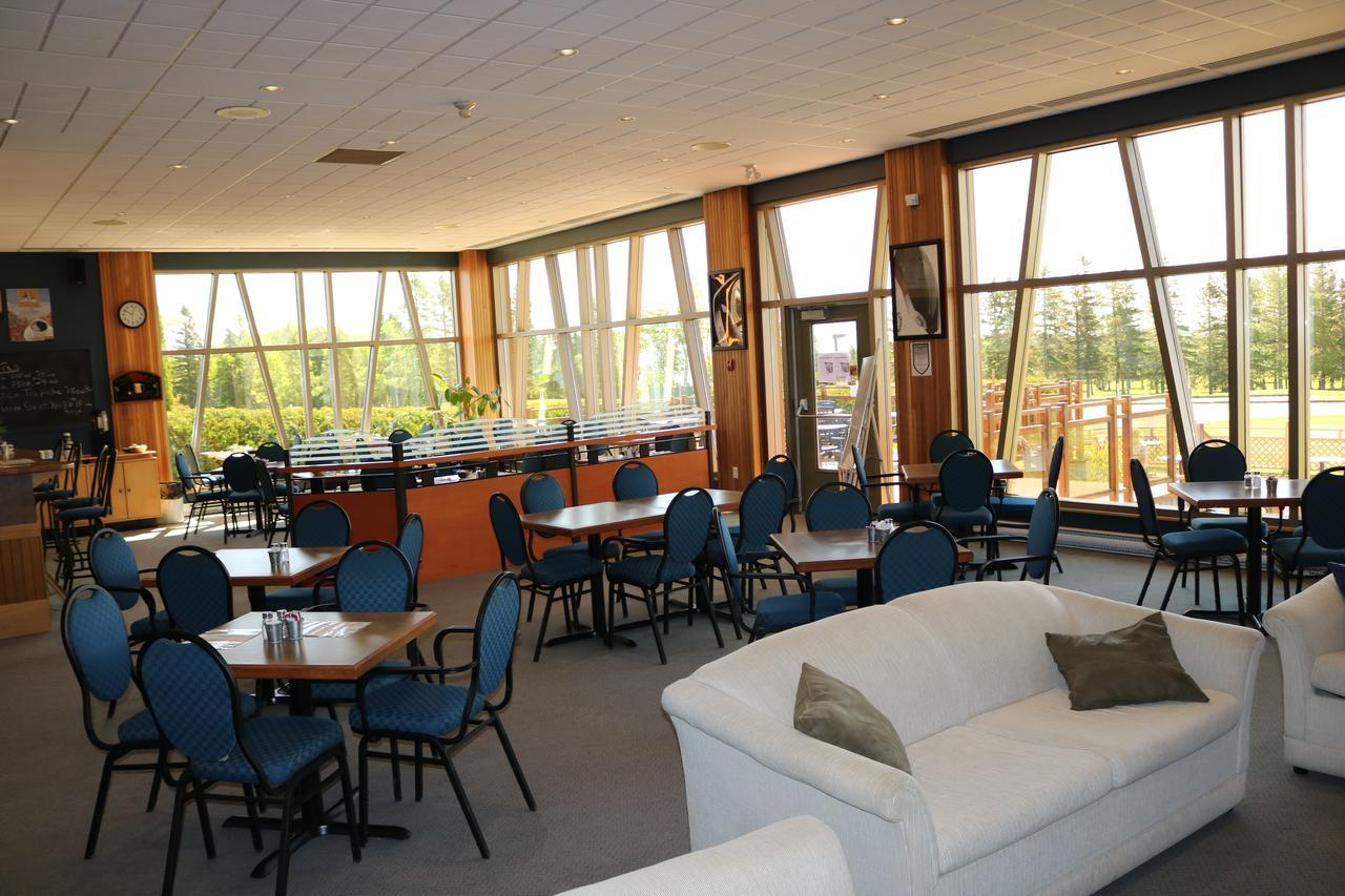 Hebergement Fort Prevel Saint Georges De Malbaie Exterior photo