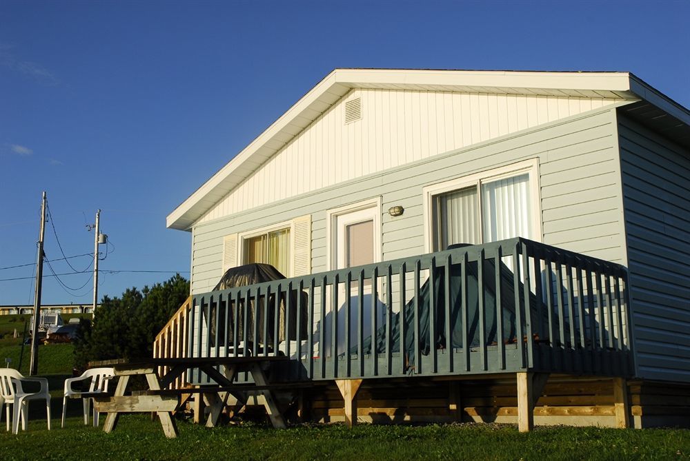 Hebergement Fort Prevel Saint Georges De Malbaie Exterior photo